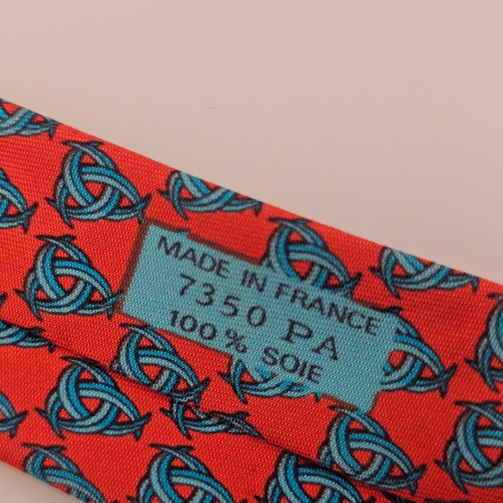 Hermes Silk Tie Red Blue Geometric Celtic Knot French Designer Luxury Old Money - Picture 6 of 8